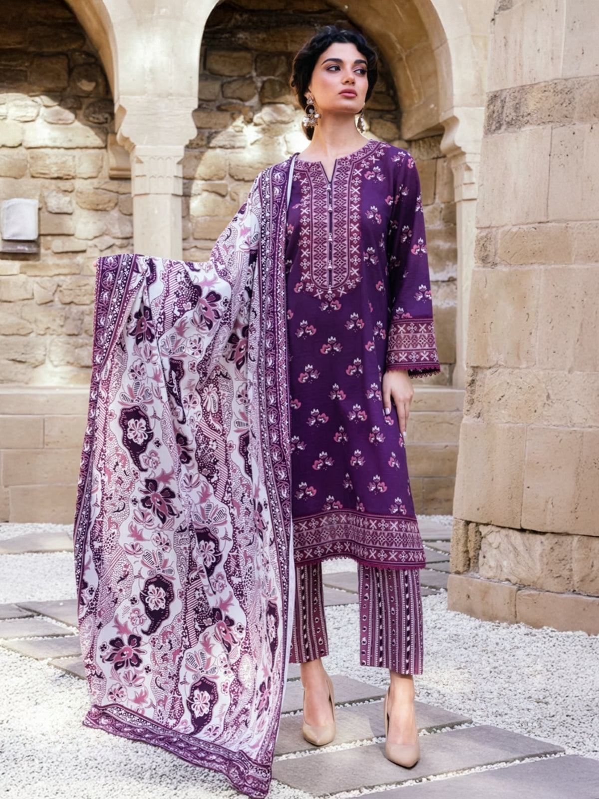 Purple Embroidered Khaddar 3-Piece Suit – RZ191