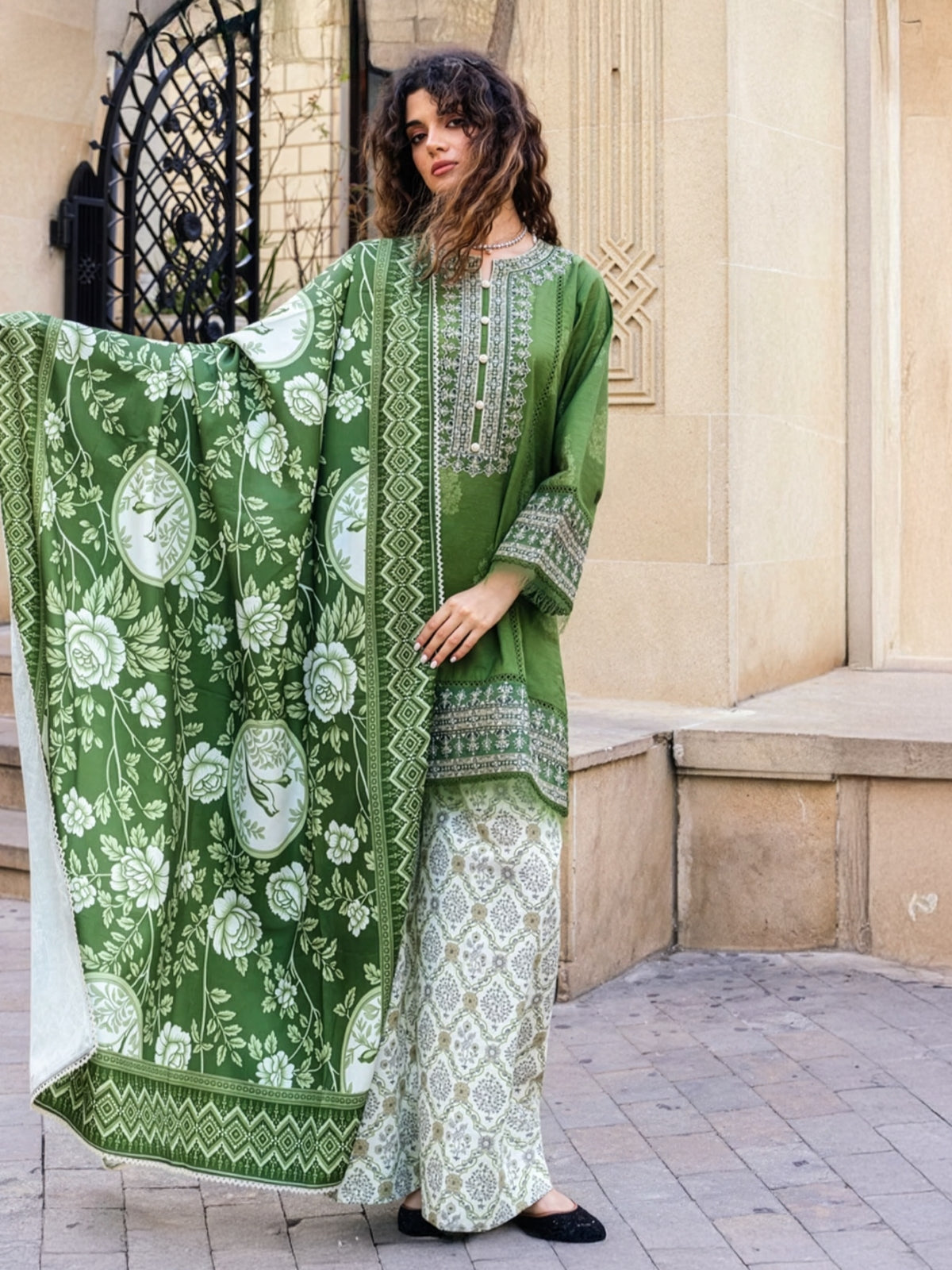 Olive Green Embroidered Khaddar 3-Piece Suit – RZ192