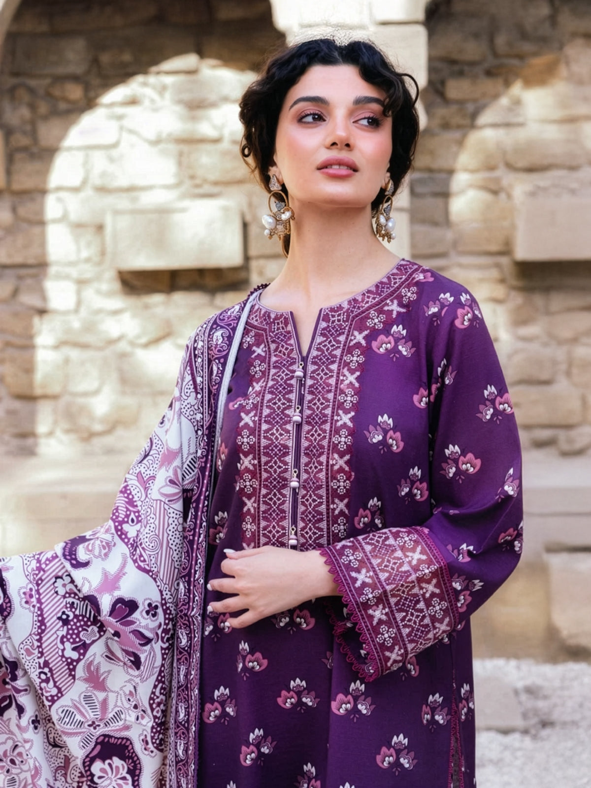 Purple Embroidered Khaddar 3-Piece Suit – RZ191