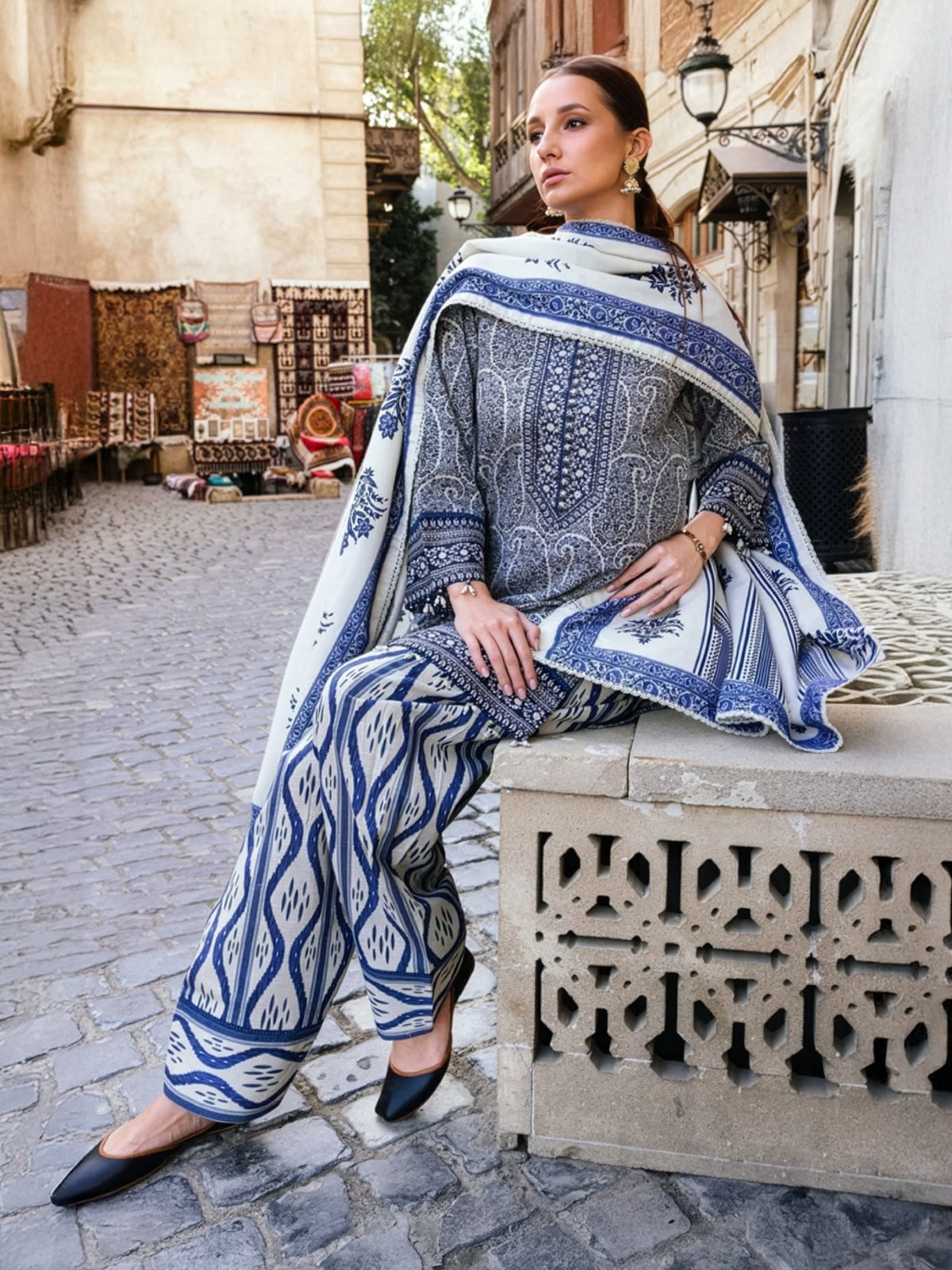 Blue Embroidered Khaddar 3-Piece Suit – RZ187