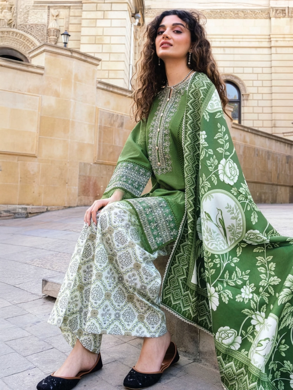 Olive Green Embroidered Khaddar 3-Piece Suit – RZ192