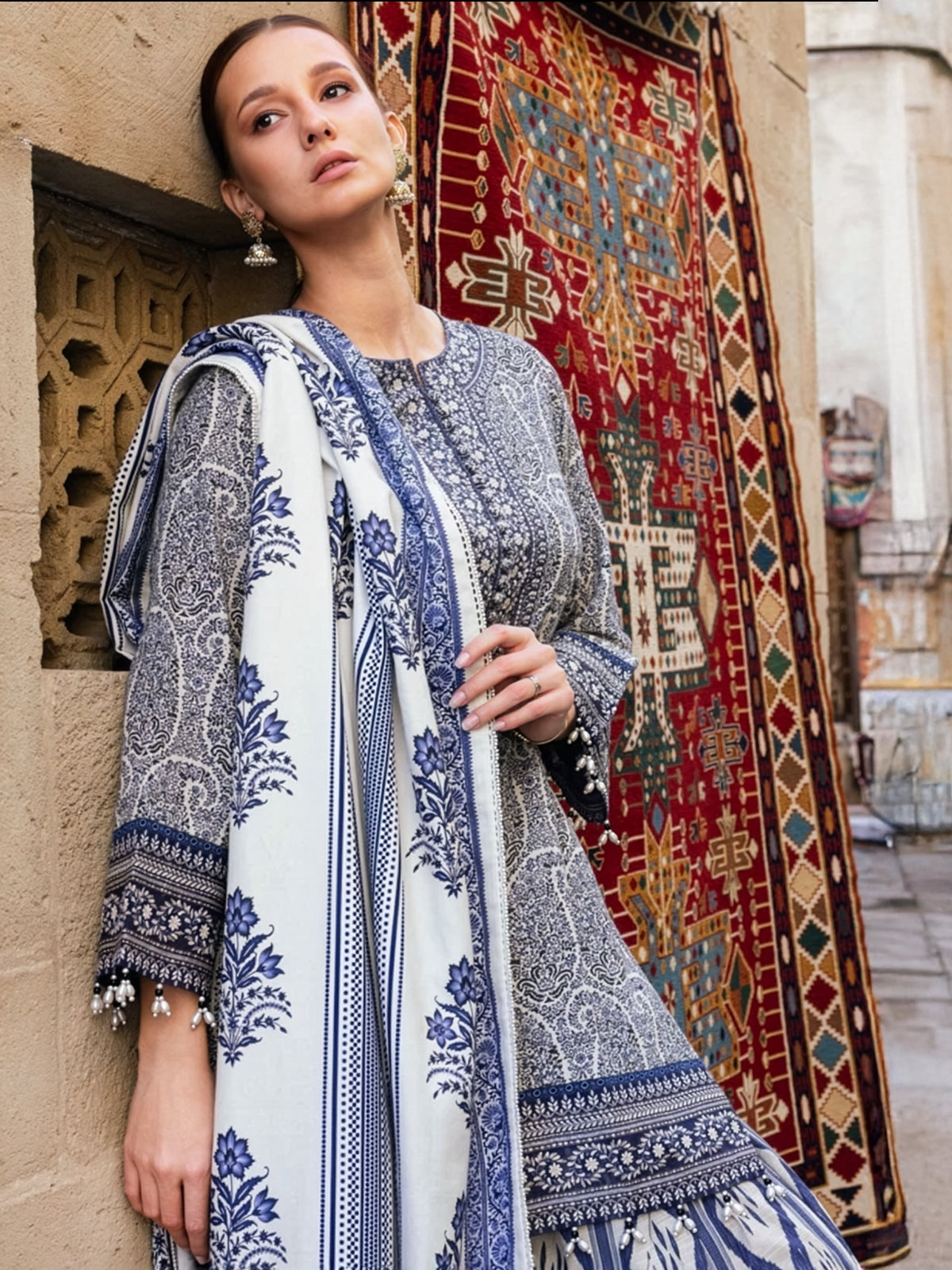 Blue Embroidered Khaddar 3-Piece Suit – RZ187